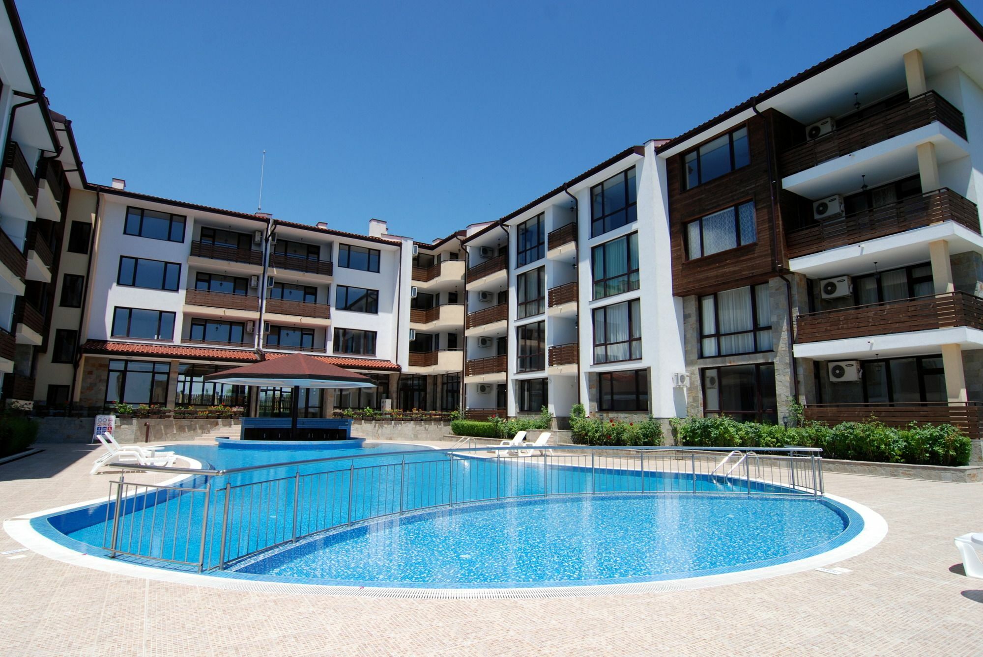 Baratero Mar Nero Apartments Ravda ภายนอก รูปภาพ